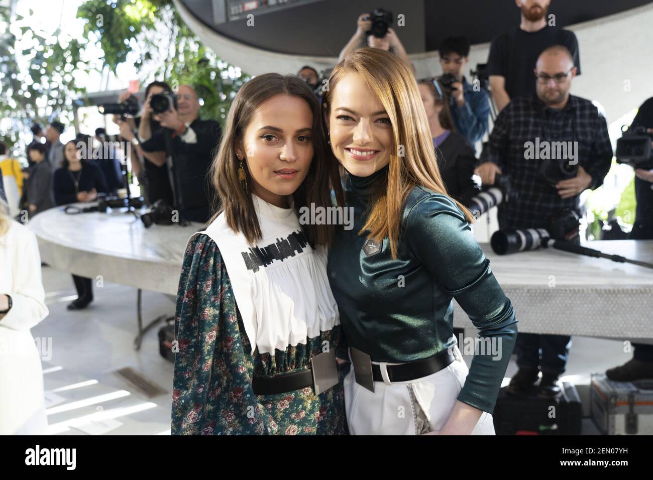 💋 New Photo 💋 💋 #AliciaVikander attends the Louis Vuitton Womenswear  Spring/Summer 2020 show as par…