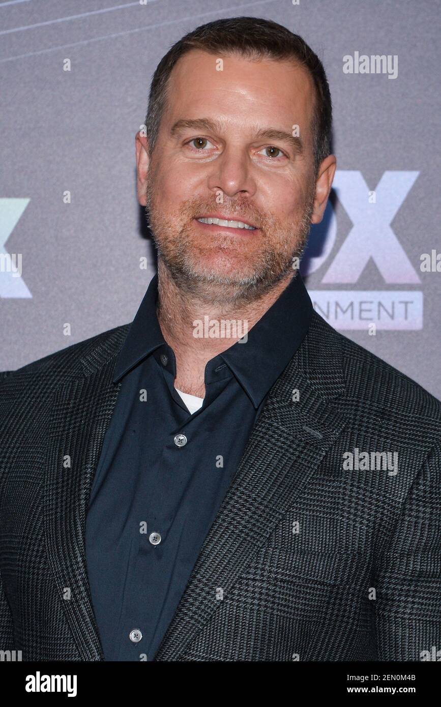 NEW YORK - MAY 13: Peter Krause attends the Fox 2019 Upfront Red Carpet