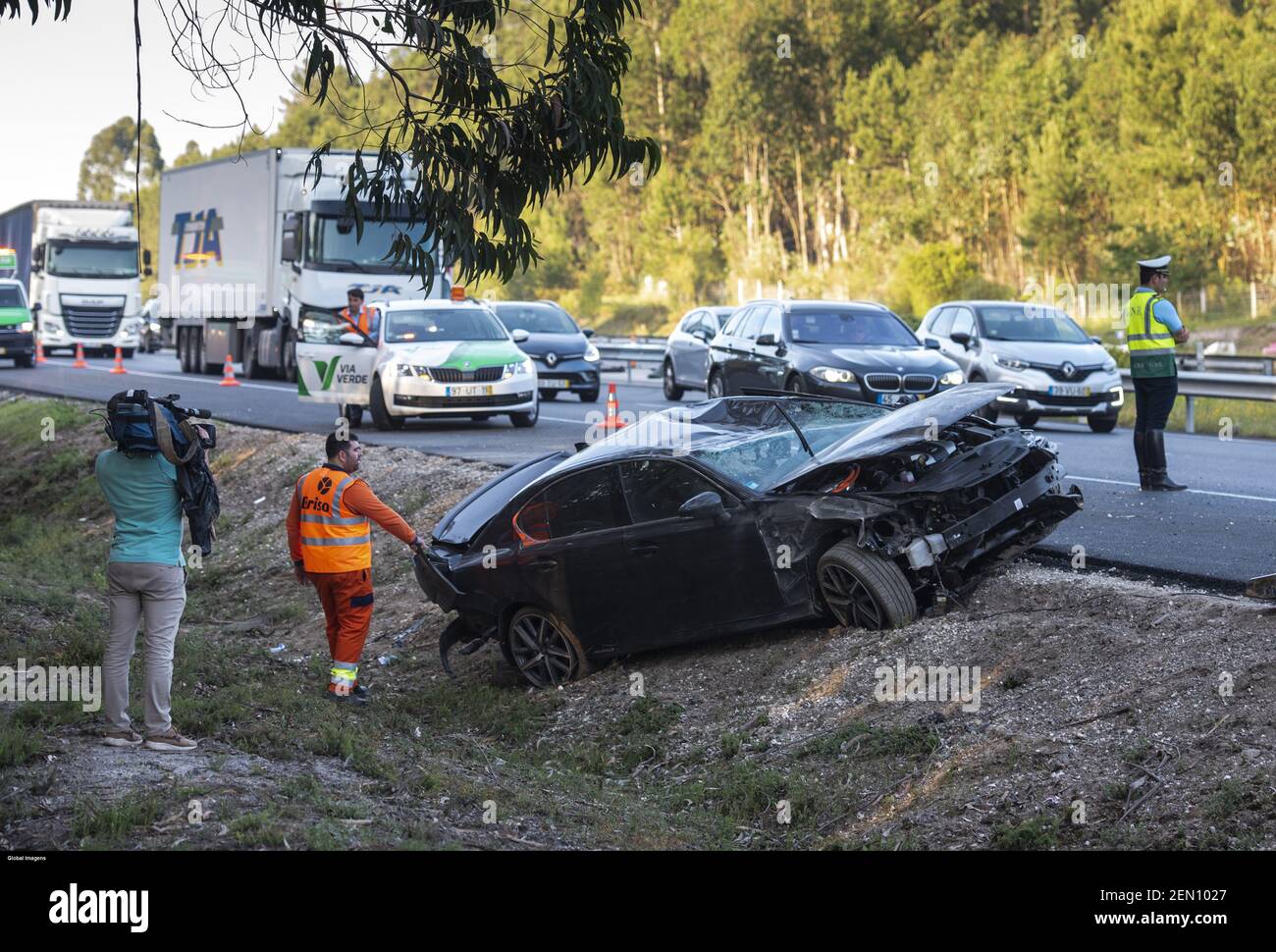 Leiria, 05/15/2019. Car of Santana Lopes and Paulo Sande suffer loss in A1,  near Leiria. (Rui Miguel Pedrosa / Global Images/Sipa USA Stock Photo -  Alamy