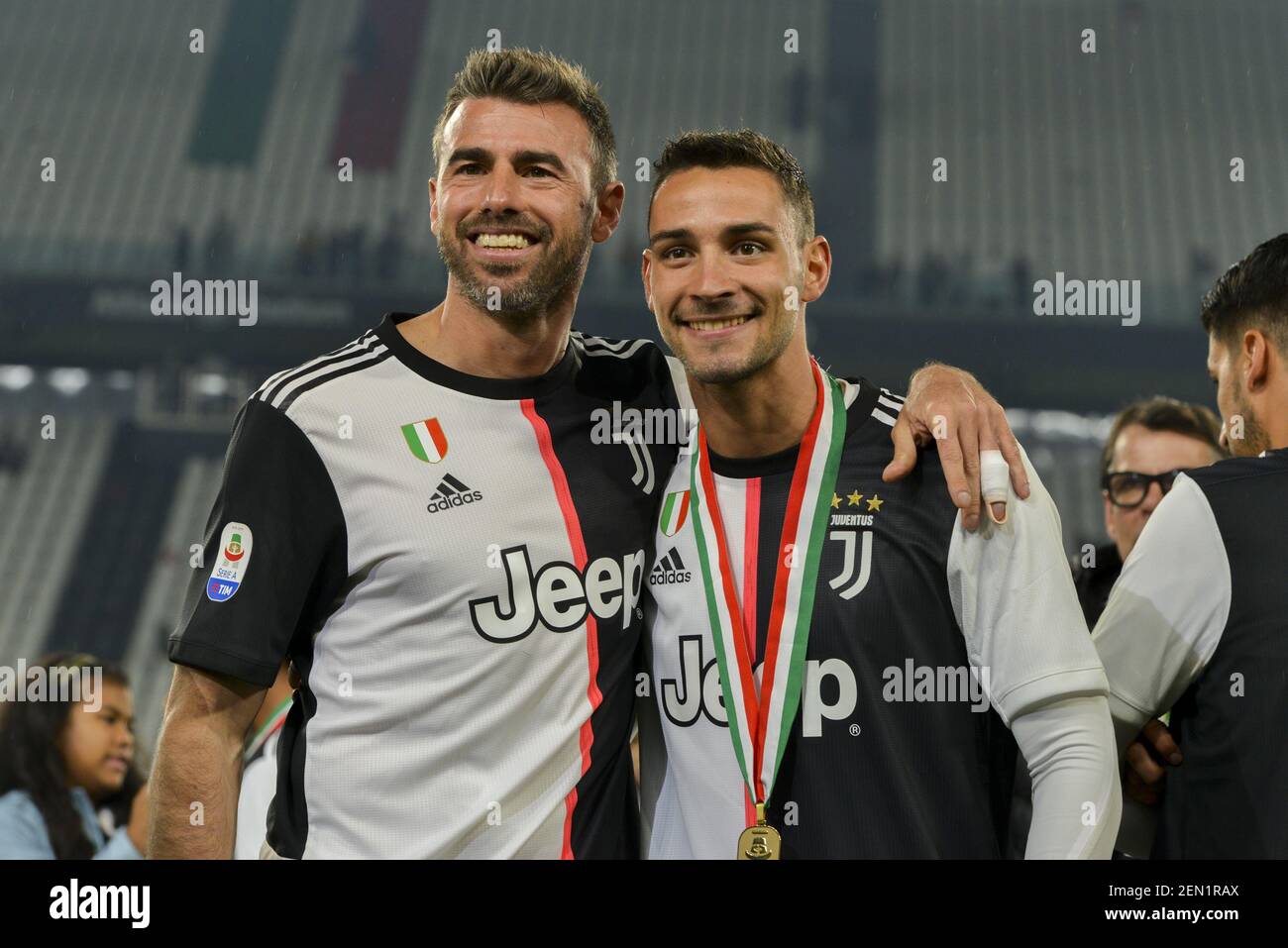 Andrea Barzagli,Mattia De Sciglio of Juventus FC lift the trophy of  Scudetto 2018-2019 at Allianz Stadium in Turin, Italy on May 19, 2019.  (Photo by Antonio Polia/Pacific Press/Sipa USA Stock Photo -
