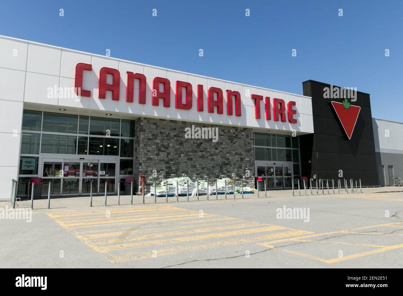 A logo sign outside of a Decathlon retail store location in Brossard,  Quebec, Canada, on April 23, 2019. (Photo by Kristoffer Tripplaar/Sipa USA  Stock Photo - Alamy