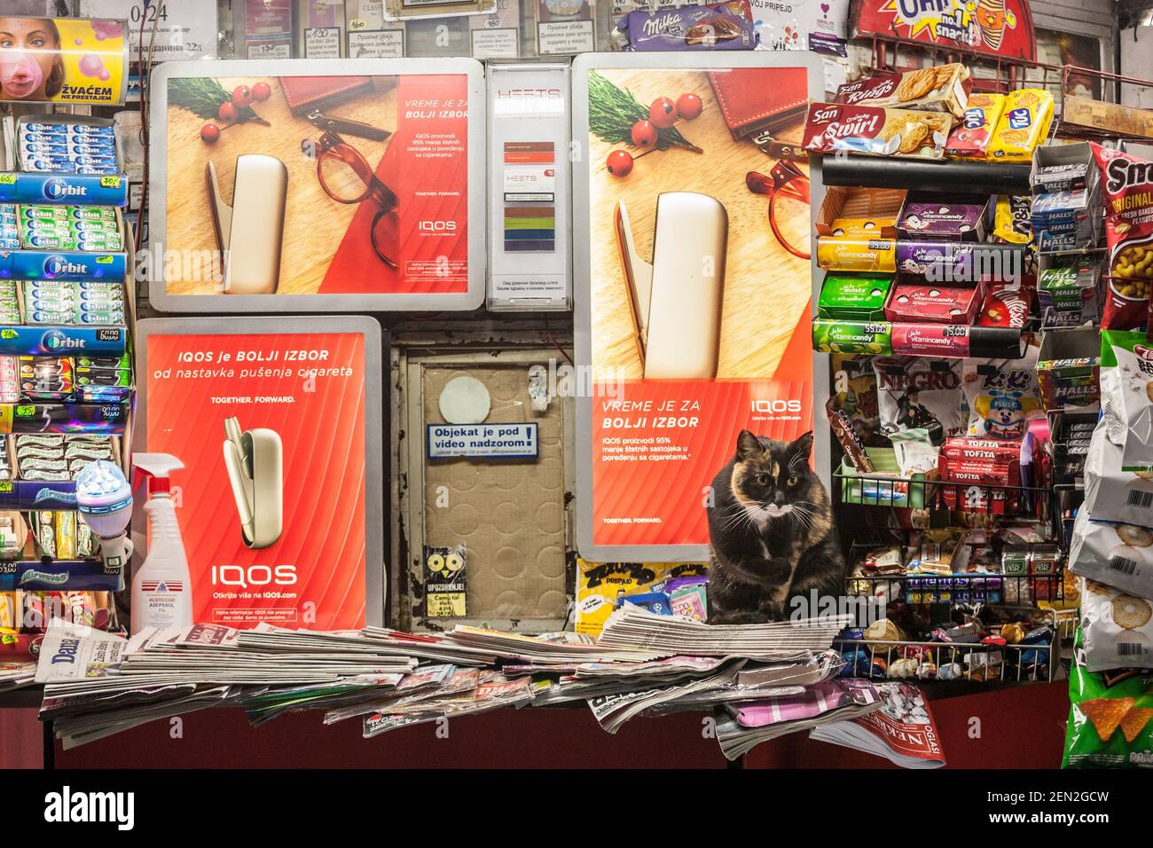 Page 3 Convenience Store Night High Resolution Stock Photography And Images Alamy