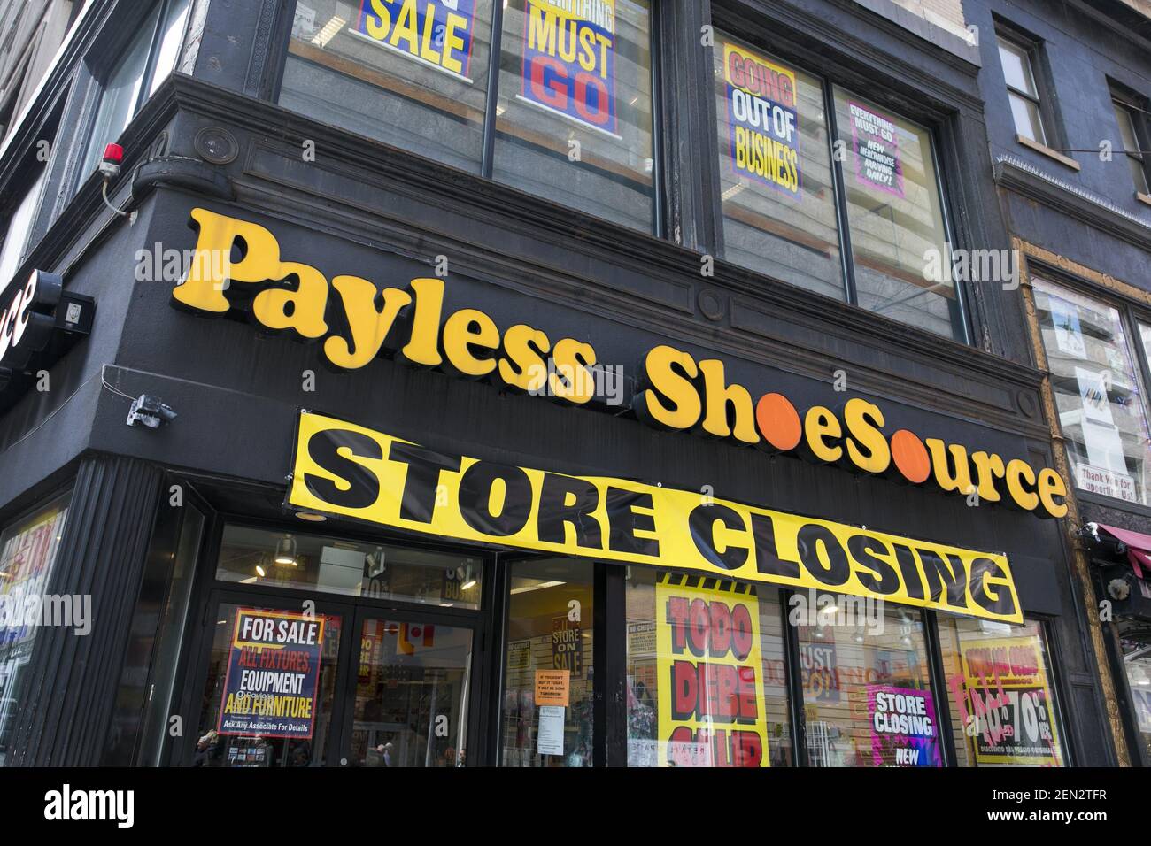 Logo and 'Store Closing' signs outside of a Payless ShoeSource retail store  location in Boston, Massachusetts on April 29, 2019. (Photo by Kristoffer  Tripplaar/Sipa USA Stock Photo - Alamy