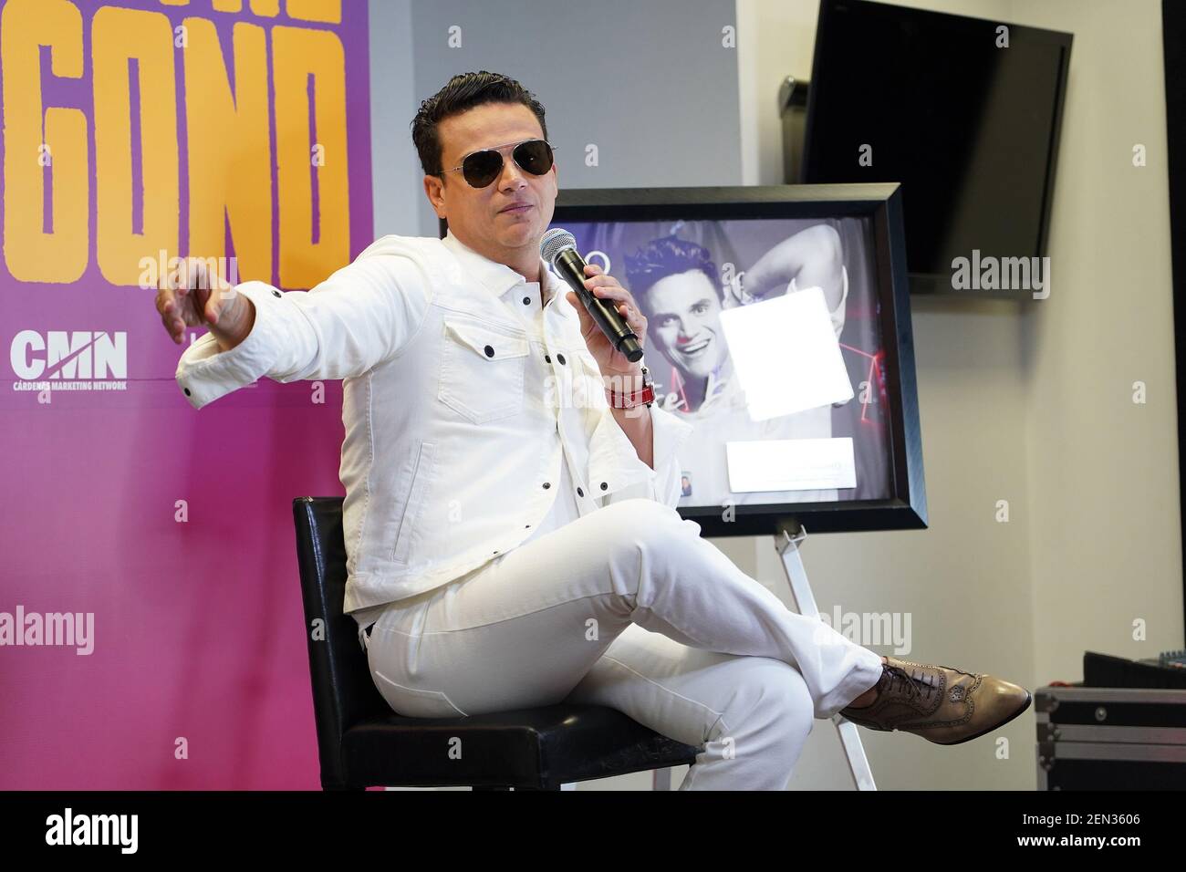 MIAMI, FL - MAY 29: Silvestre Dangond seen at his press conference to