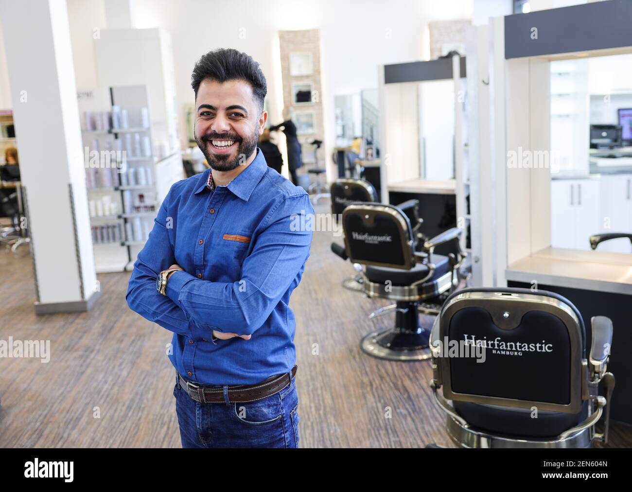 Preparing for shop opening hires stock photography and images Alamy