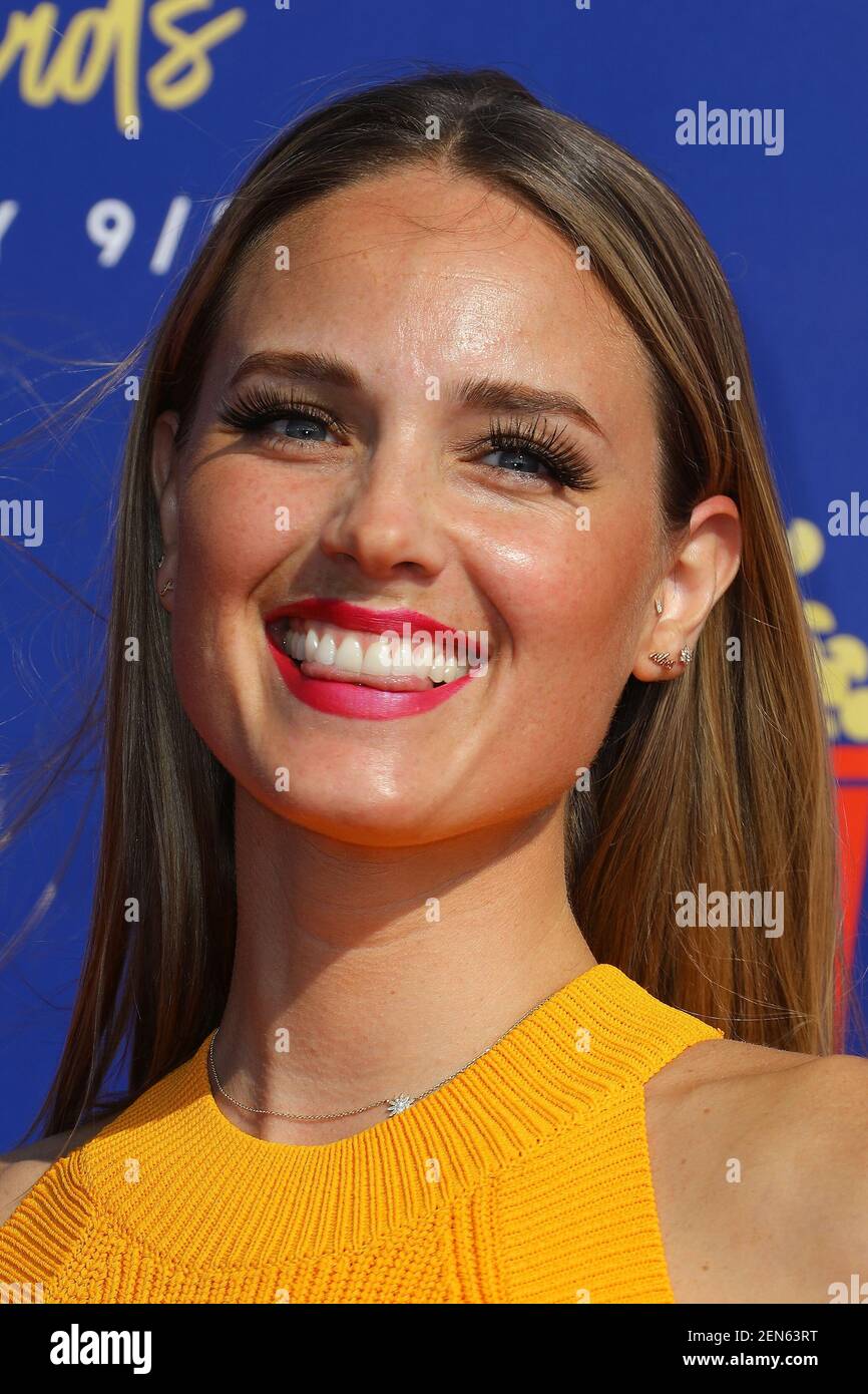 Laurel Stucky attends the 2019 MTV Movie and TV Awards held at Barker