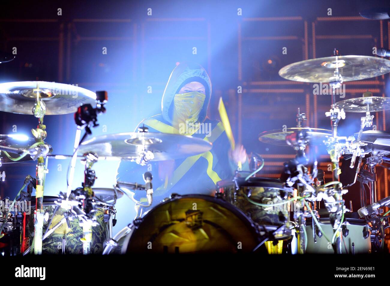 MIAMI, FL - JUNE 15: Drummer Josh Dun member of the band Twenty One ...