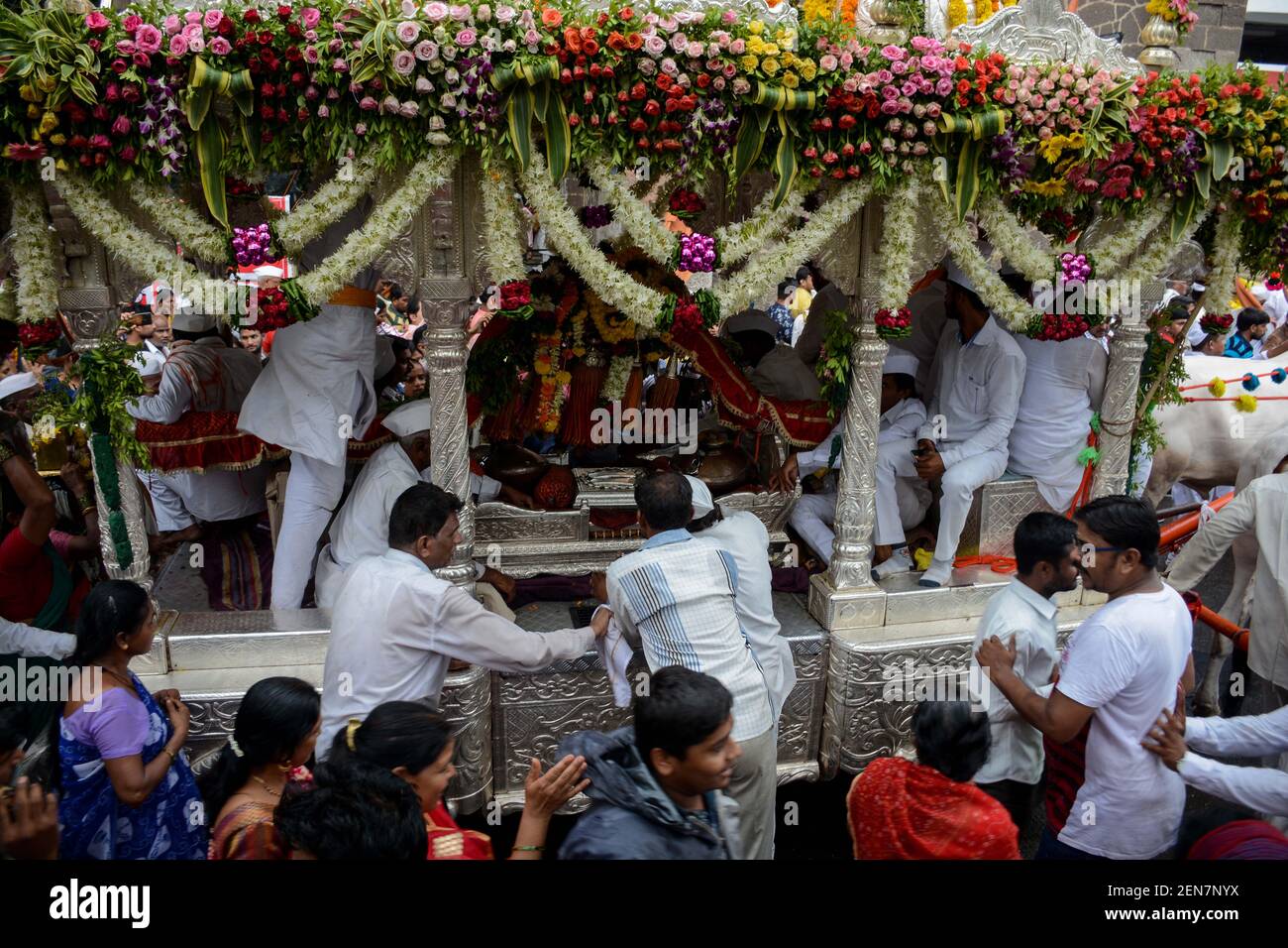 PUNE, INDIA - JUNE 26: Devotees participate in Tukaram Maharaj palk…