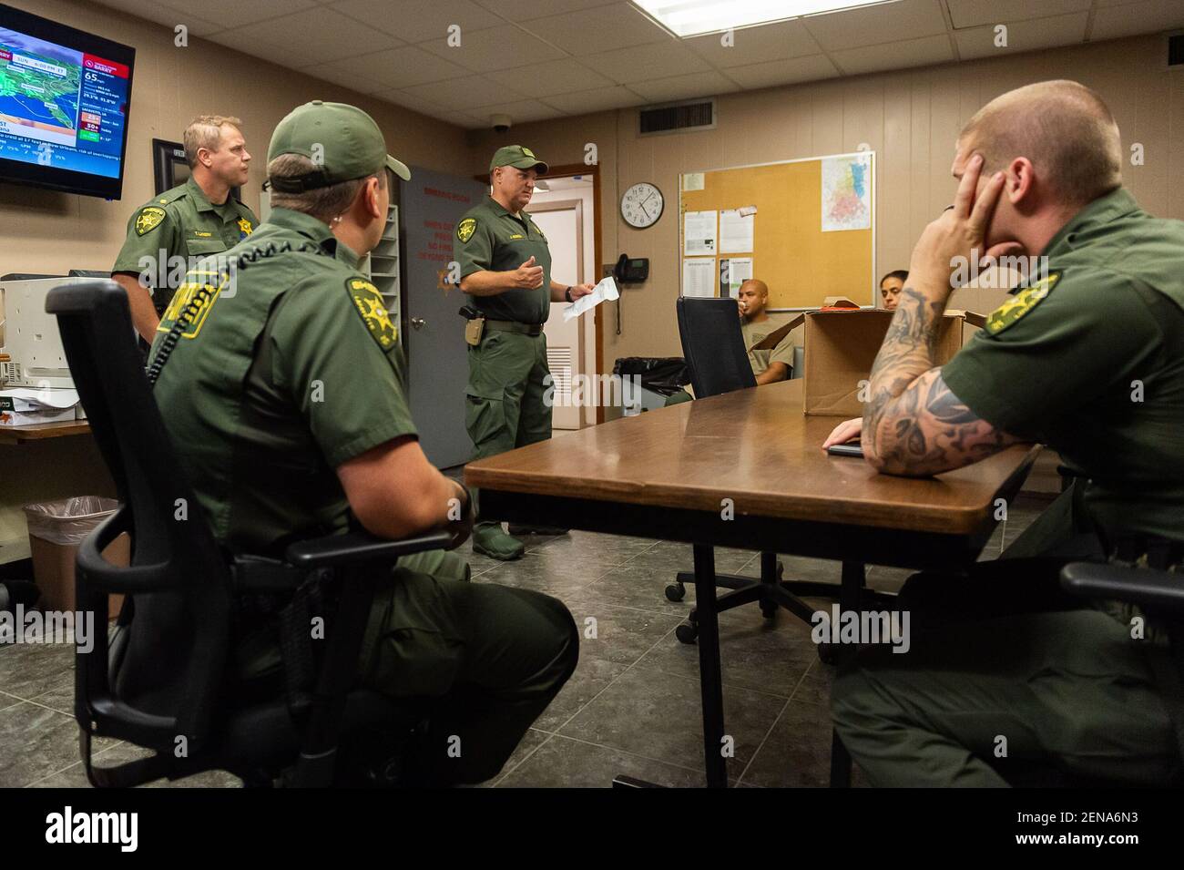 Jul 13 19 Lafayette La Usa Lafayette Parish Sheriff S Department Pio John Mowell Conducting Briefing As Deputies Are Working 12 Hour Shifts As Tropical Storm Barry Approaches South Louisiana Saturday July 13 Jul 13 19 Lafayette La Usa Lafayette Parish Sheriff S Department Pio John Mowell Conducting Briefing As Deputies Are Working 12 Hour Shifts As Tropical Storm Barry Approaches South Louisiana Saturday July 13