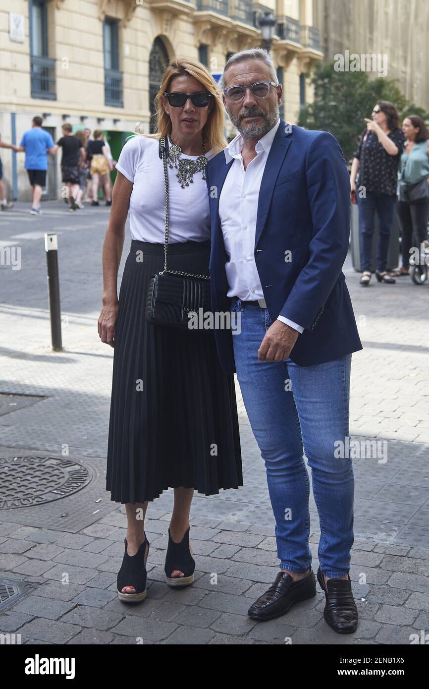 Spanish actor Goyo Gonzalez (r) with his wife Sara Garcia during ...