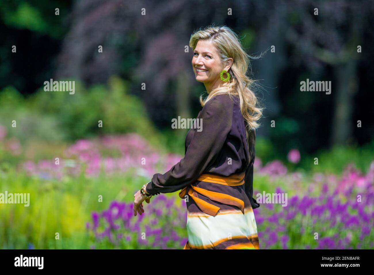 Queen Maxima during the annual summer photo session of 2019 a?t Huis ...