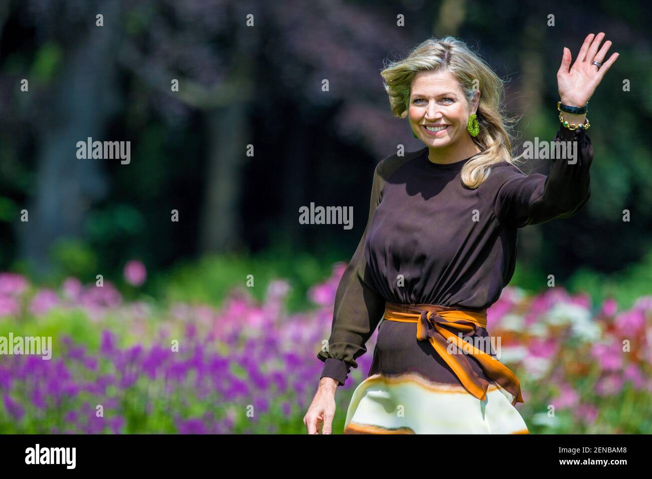 Queen Maxima during the annual summer photo session of 2019 a?t Huis ...