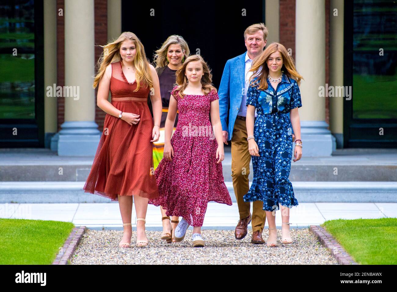 King Willem-Alexander and Queen Maxima with their daughters Princess ...