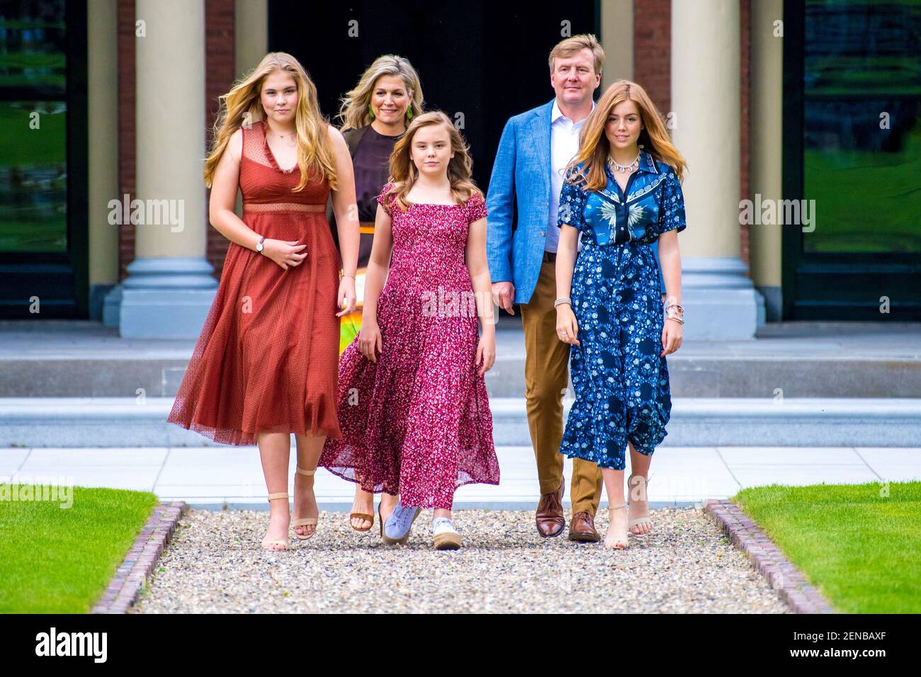 King Willem-Alexander and Queen Maxima with their daughters Princess ...