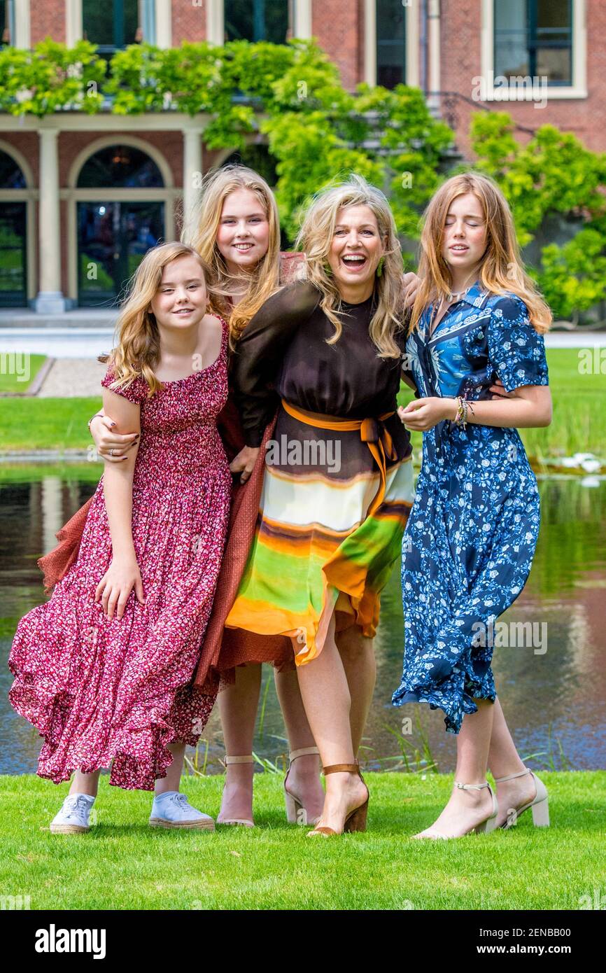 Queen Maxima with daughters Princess Amalia, Princess Alexia and ...