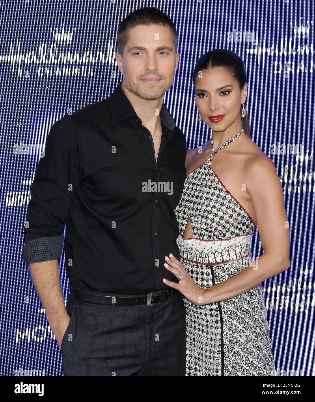 (L-R) Eric Winter and Roselyn Sánchez at the Hallmark Channel and ...