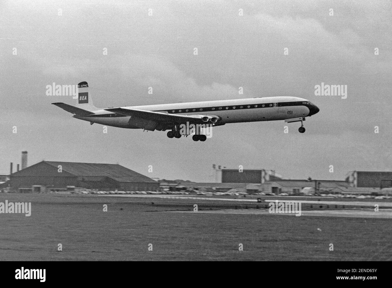 1960s jet plane Black and White Stock Photos & Images - Alamy