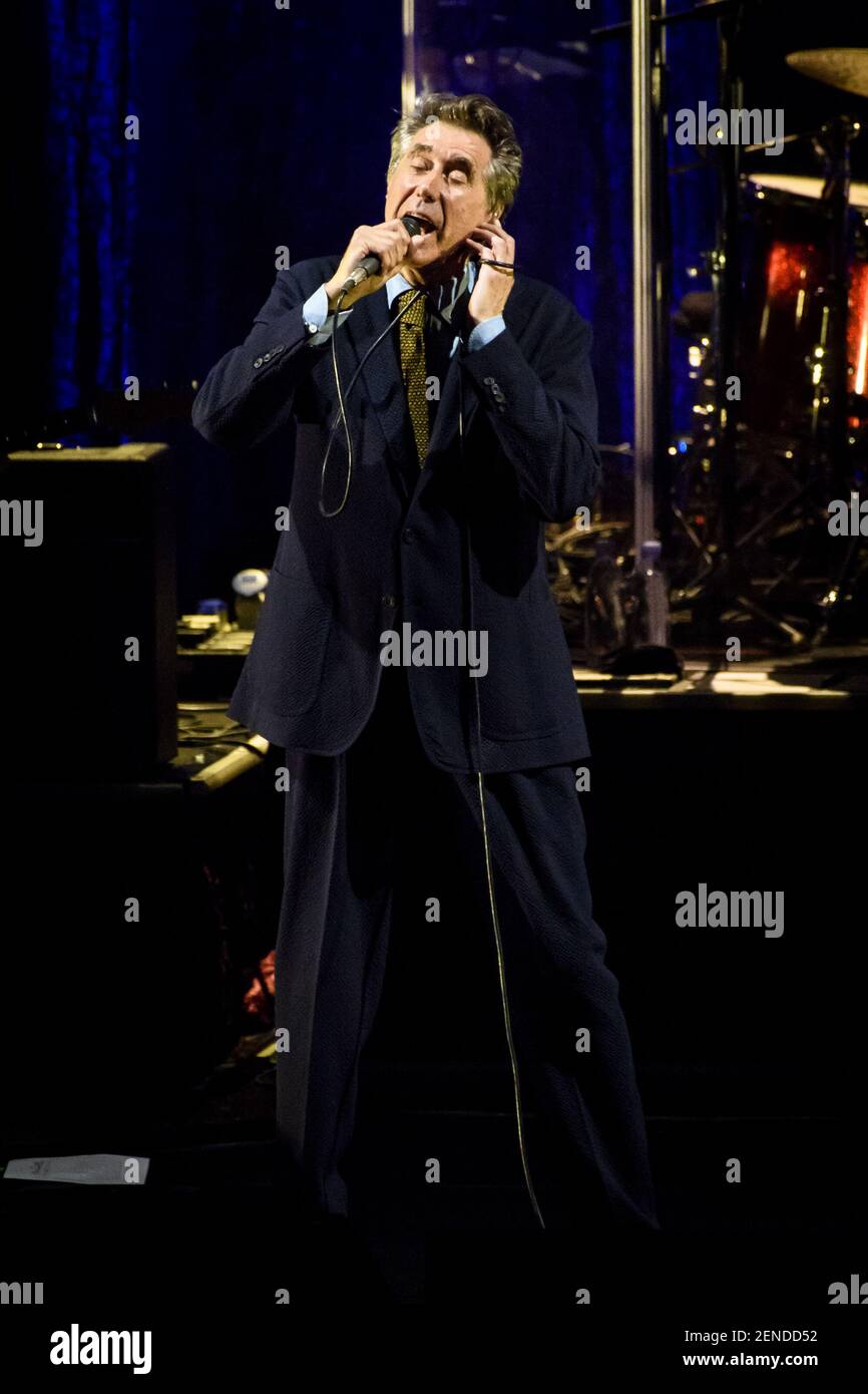 English singer and songwriter, Bryan Ferry, lead singer of 70's music