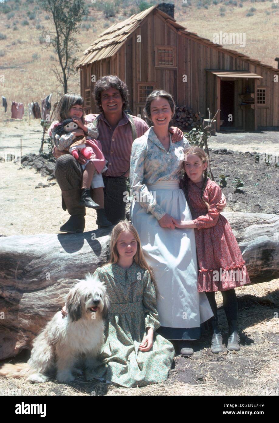 Little House on the Prairie  TV Series 1974 - 1983 USA Director : Michael Landon Michael Landon, Karen Grassle, Sidney Greenbush, Lindsay Greenbush, Melissa Gilbert Stock Photo