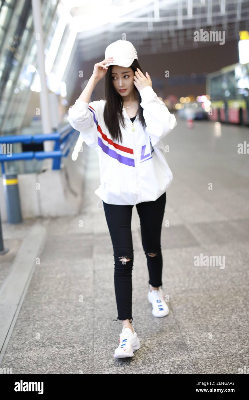 Chinese actress Crystal Zhang or Zhang Tian'ai arrives at the Shanghai  Pudong International Airport before departure in Shanghai, China, 15 August  2019. Sportswear: Li-Ning (Photo by Stringer - Imaginechina/Sipa USA Stock  Photo -
