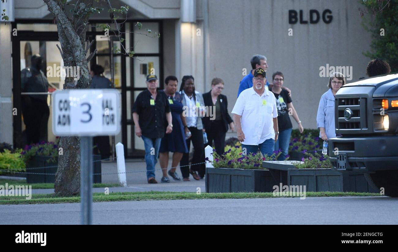 Witnesses leave the execution of Tennessee death row inmate Stephen Michael  West outside Riverbend Maximum Security Institution Thursday, Aug.15, 2019,  in Nashville, Tenn. Dsc8638 (Photo by Caitie McMekin/News Sentinel via  Imagn Content