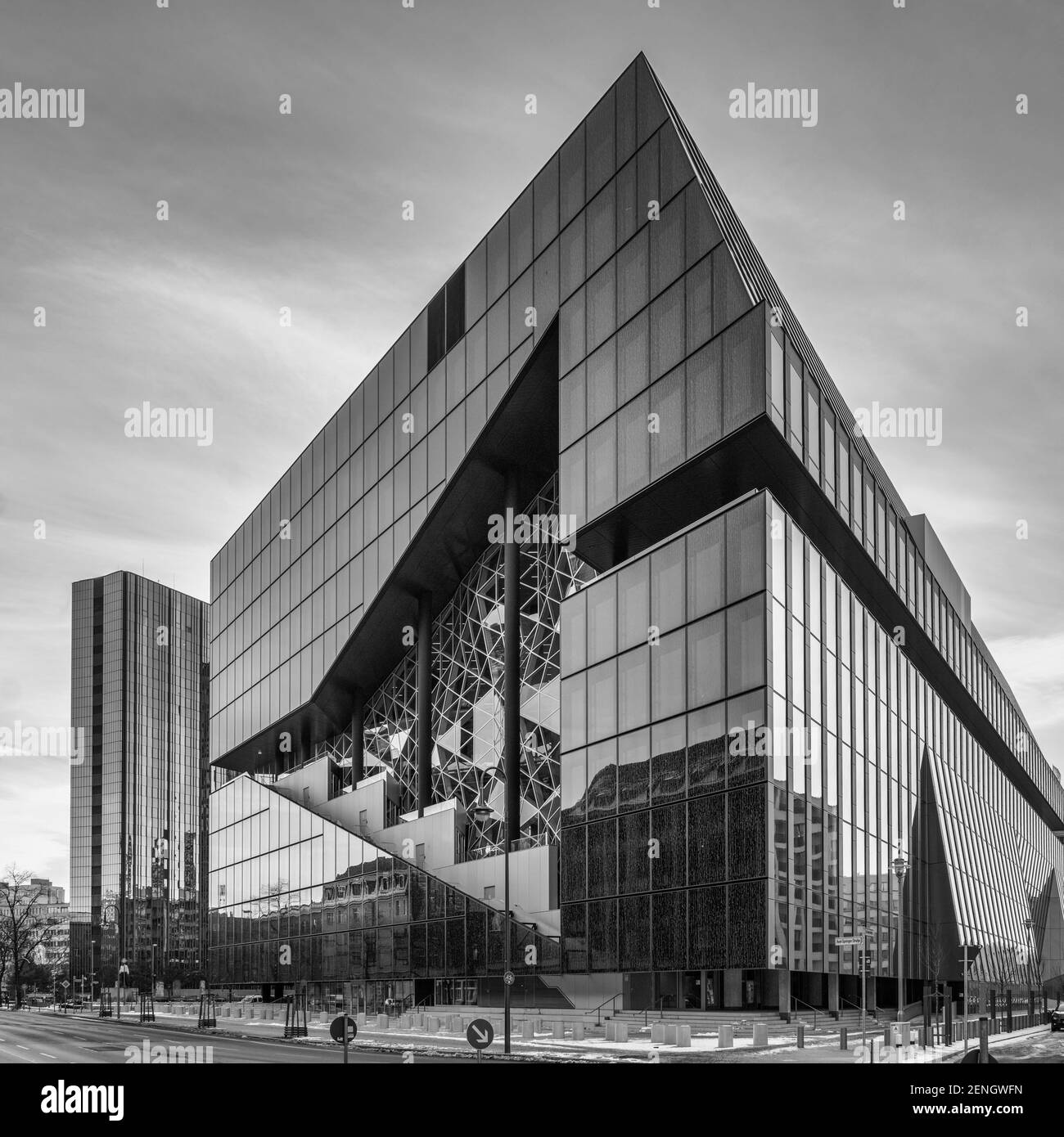 Neubau Axel-Springer Verlagshaus, Architekt Rem Koolhaas, Buero „Office for Metropolitan Architecture“ (OMA) , Aussenaufnahme , Berlin Stock Photo