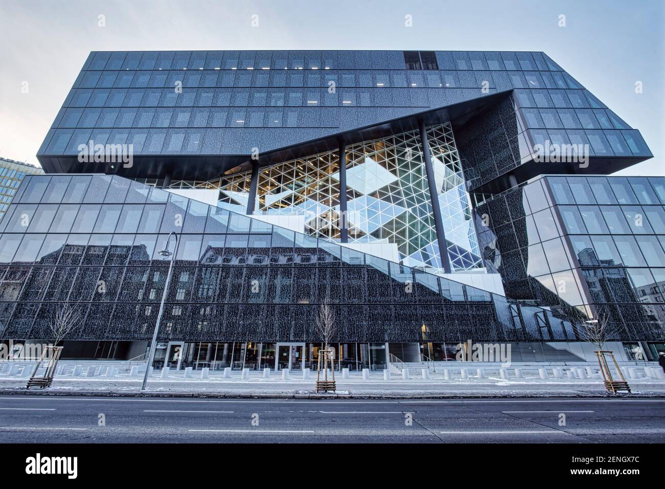 Neubau Axel-Springer Verlagshaus, Architekt Rem Koolhaas, Buero „Office for Metropolitan Architecture“ (OMA) , Aussenaufnahme , Berlin Stock Photo