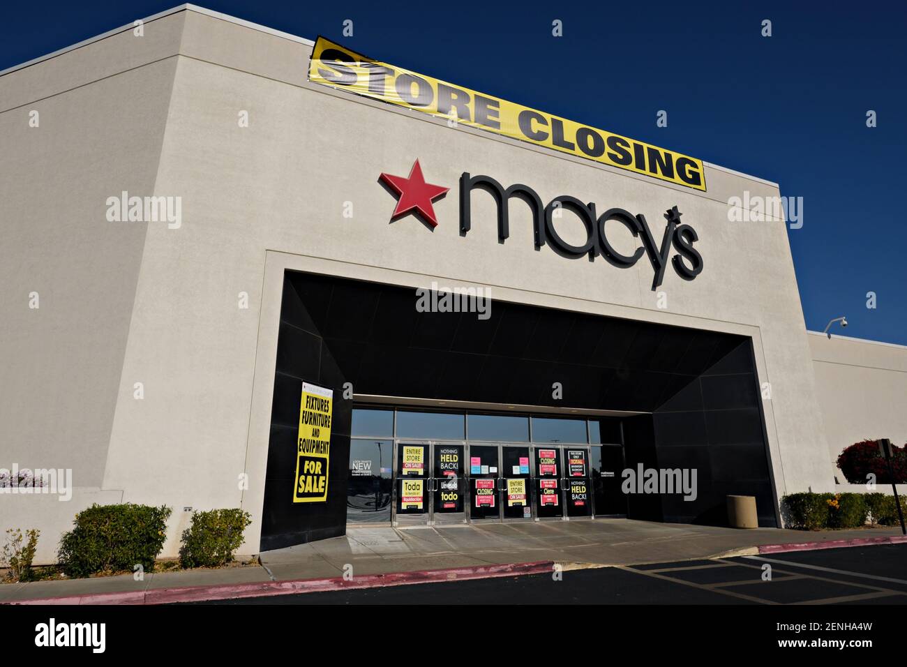Paradise valley mall hires stock photography and images Alamy