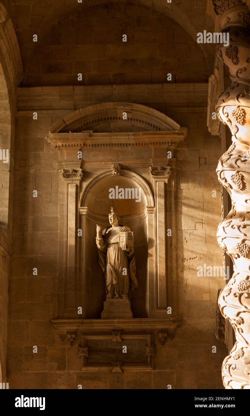 Italy,Sicily,Ortigia, interior of Duomo Stock Photo - Alamy