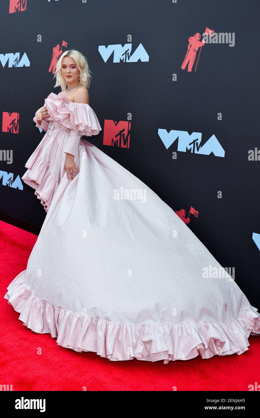 Zara Larsson arriving on the red carpet at the 2019 MTV Video Music Awards  held at the Prudential Center in Newark, New Jersey on August 26, 2019.  (Photo by Anthony Behar/Sipa USA