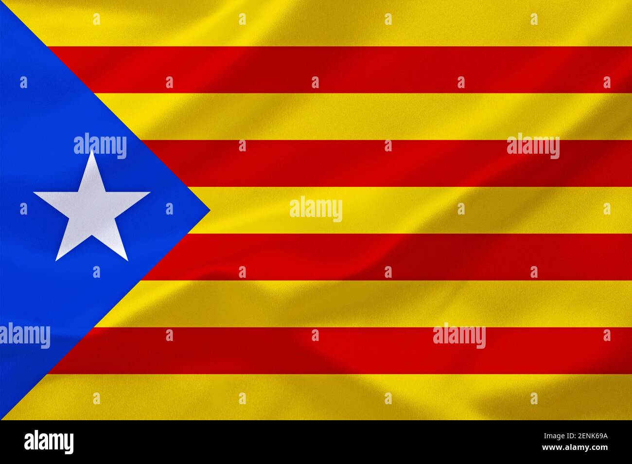 Die Flagge von Spanien, Katalonien, Estelada Blava Stock Photo - Alamy