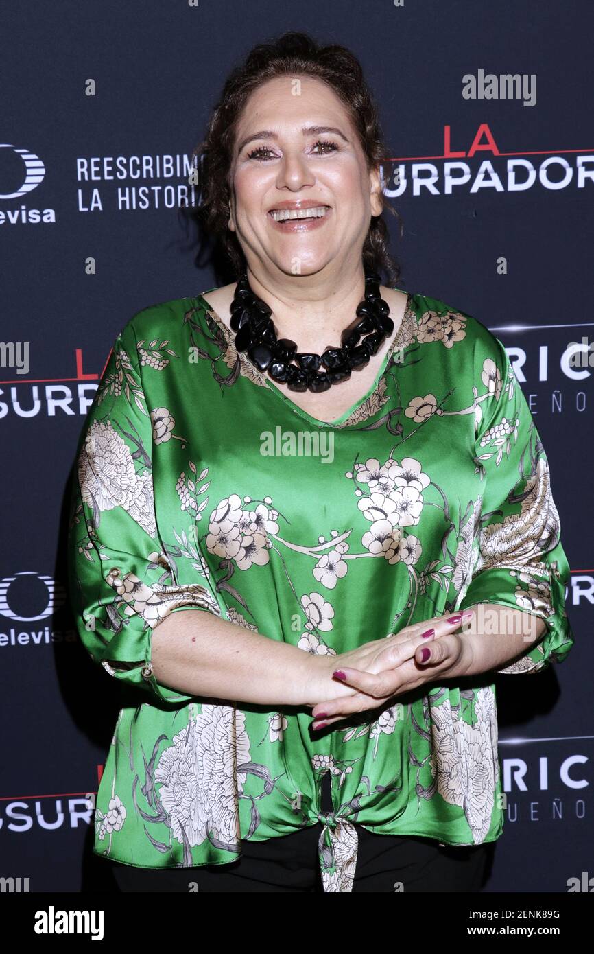 Veronica Teran poses for photos during a red carpet of premiere ‘La