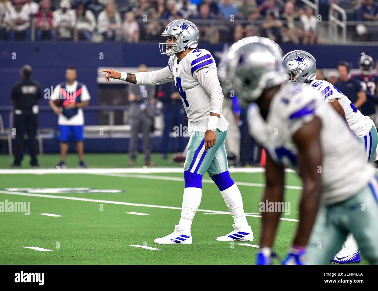 Dallas Cowboys quarterback Dak Prescott (4) scrambles before throwing a  pass during an NFL football game against the Detroit Lions in Arlington,  Texas, Sunday, Oct. 23, 2022. (AP Photo/Tony Gutierrez Stock Photo - Alamy