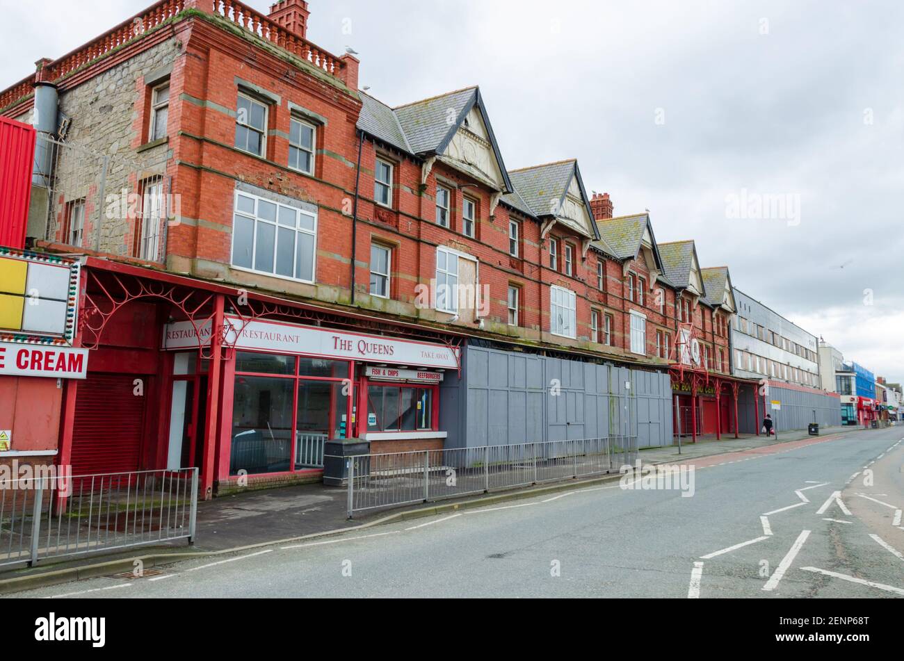 Rhyl, Denbighshire; UK: Feb 21, 2021: A general street scene showing the soon to be demolished and redeveloped Queens Buildings. Stock Photo