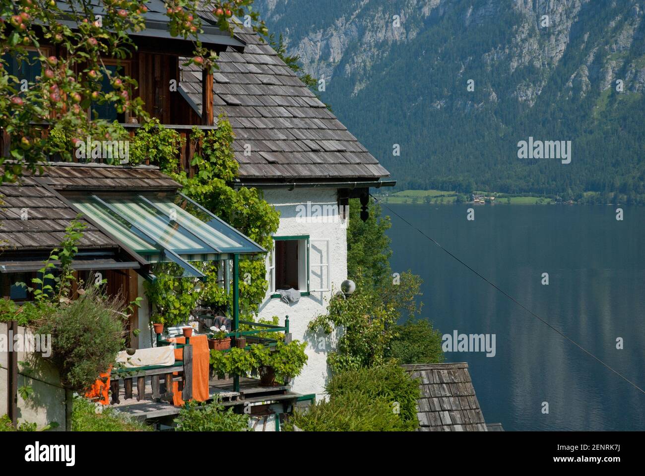 idyllic old houses in summertime in Hallstatt village, Austria Stock Photo