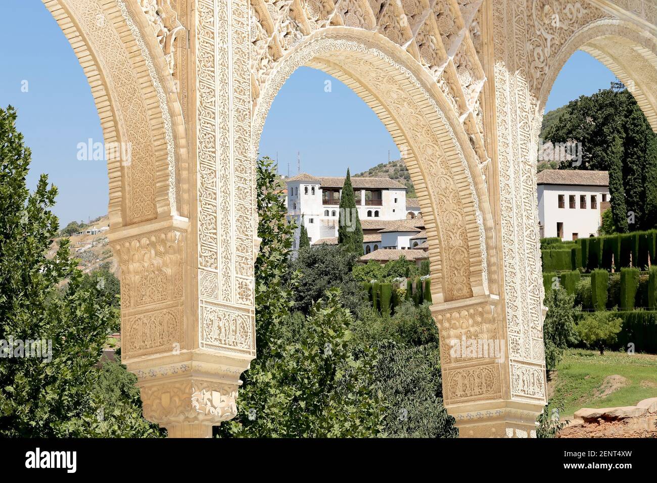 Granada arc buildings hi-res stock photography and images - Alamy