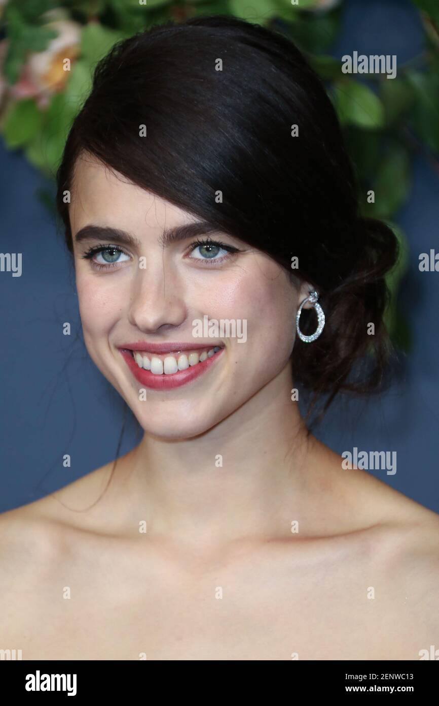 LOS ANGELES, CALIFORNIA, USA - SEPTEMBER 22: Margaret Qualley arrives