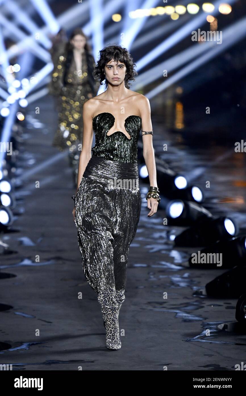 Signe Veiteberg walks on the runway during the Louis Vuitton Ready To Wear  Fashion Show at Paris Fashion Week F/W 19 in Paris, France on March 5,  2019. (Photo by Jonas Gustavsson/Sipa