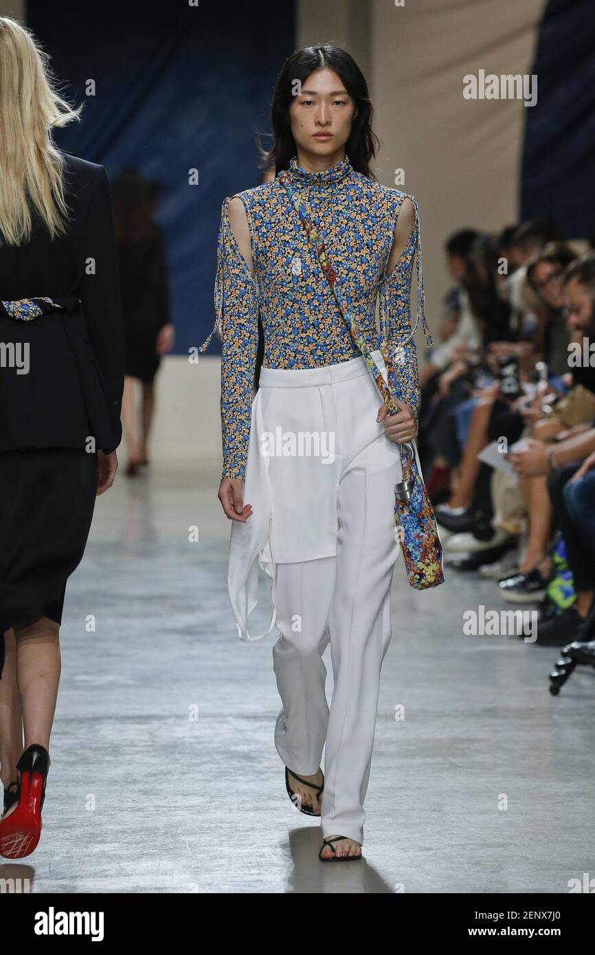 Model Chu Wong walking on the runway during the Atlein Ready to Wear ...