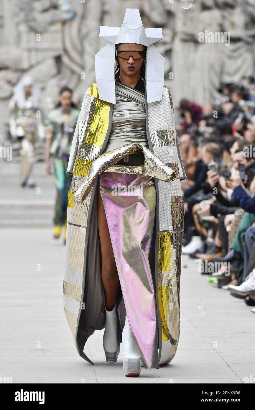 Rick Owens Spring 2020 Ready-to-Wear Fashion Show