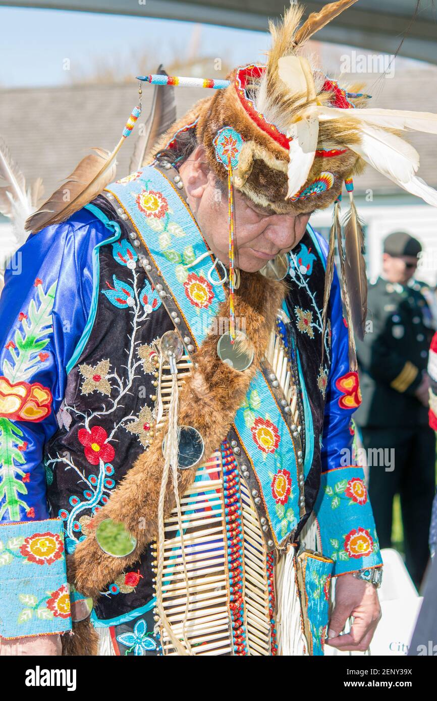 Canadian First Nations, a costume with feathers. 200 Anniversary of the Battle of York celebration as seen in Toronto Stock Photo