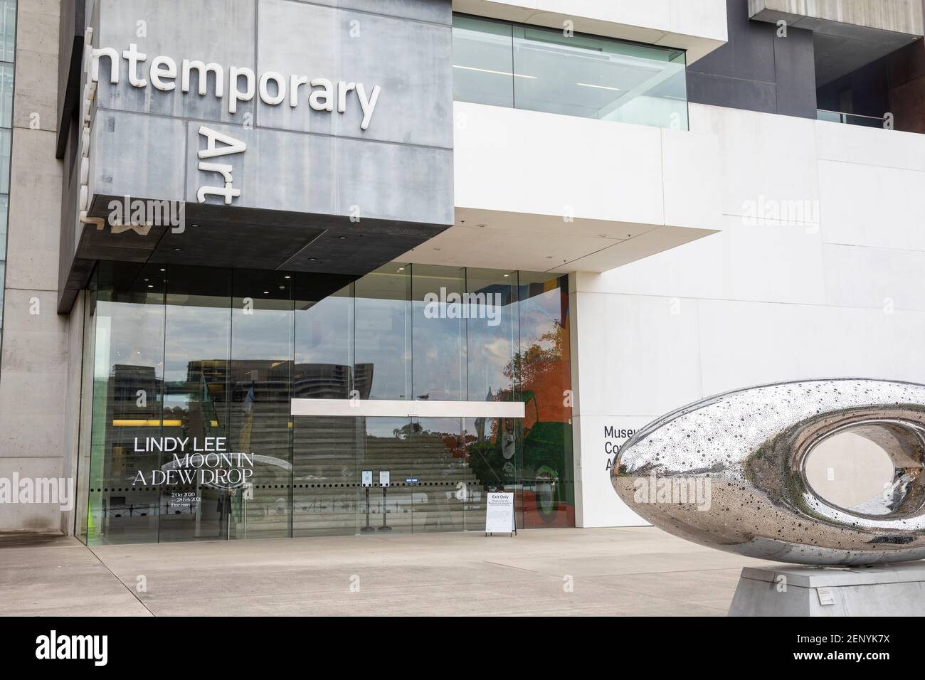 Australian artist hi-res stock photography and images - Alamy