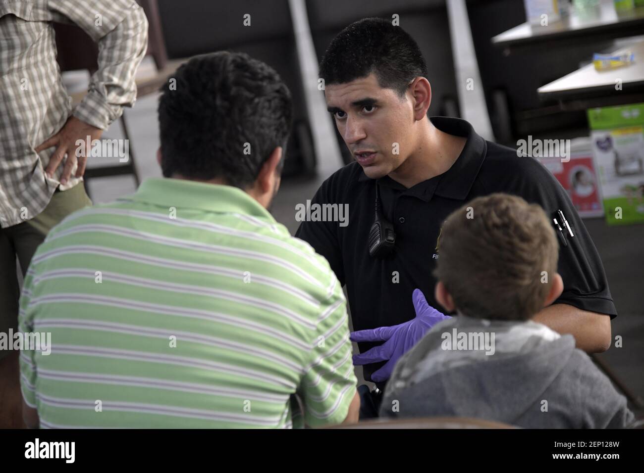 June 26, 2019; Deming, NM, USA; A numeric wristband is attached to a migrant being processed, Wednesday, June 26, 2019, in Deming, New Mexico. The wrist bands' number is used to SOMETHING CLARIFY WITH AARON (Photo by Annie Rice/Caller-Times/Imagn/USA Today Network/Sipa USA) Stock Photo