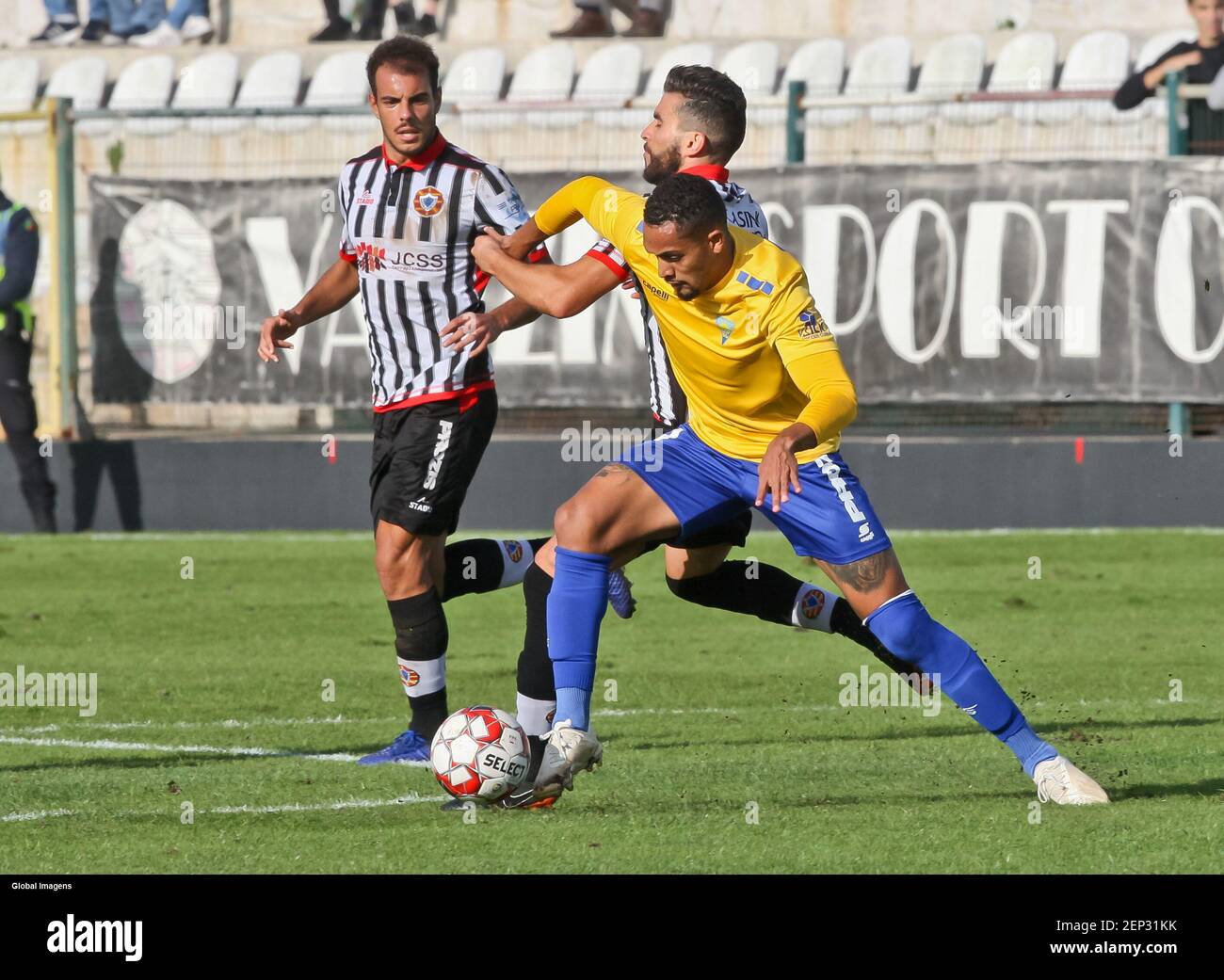 Povoa De Varzim 10 20 2019 Varzim Sport Club Welcomed This Afternoon To Grupo Desportivo Estoril Praia At The Varzim Sport Club Stadium In A Match To Play For The Portuguese Cup 3rd