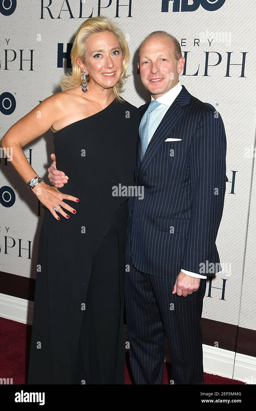 Elizabeth Meyer and Dr Mark Meyer attend the World Premiere of HBO ...