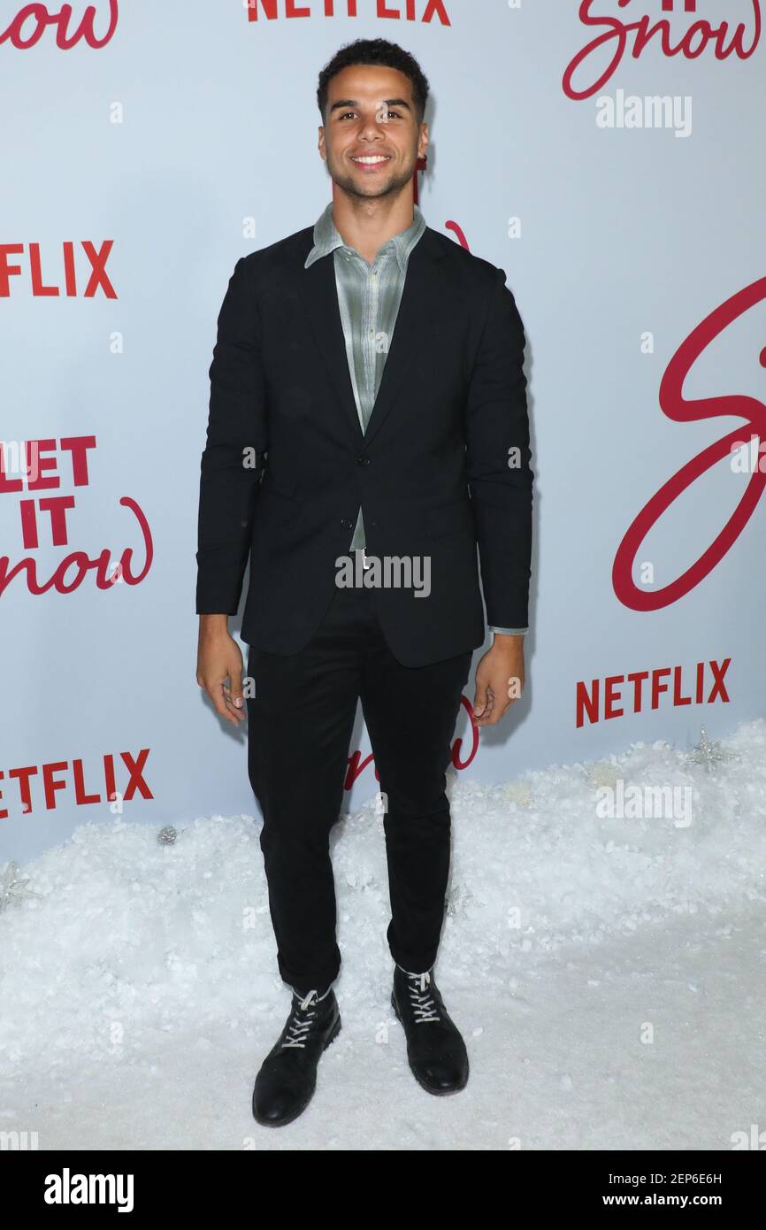 LOS ANGELES, CALIFORNIA, USA NOVEMBER 04 Actor Mason Gooding arrives