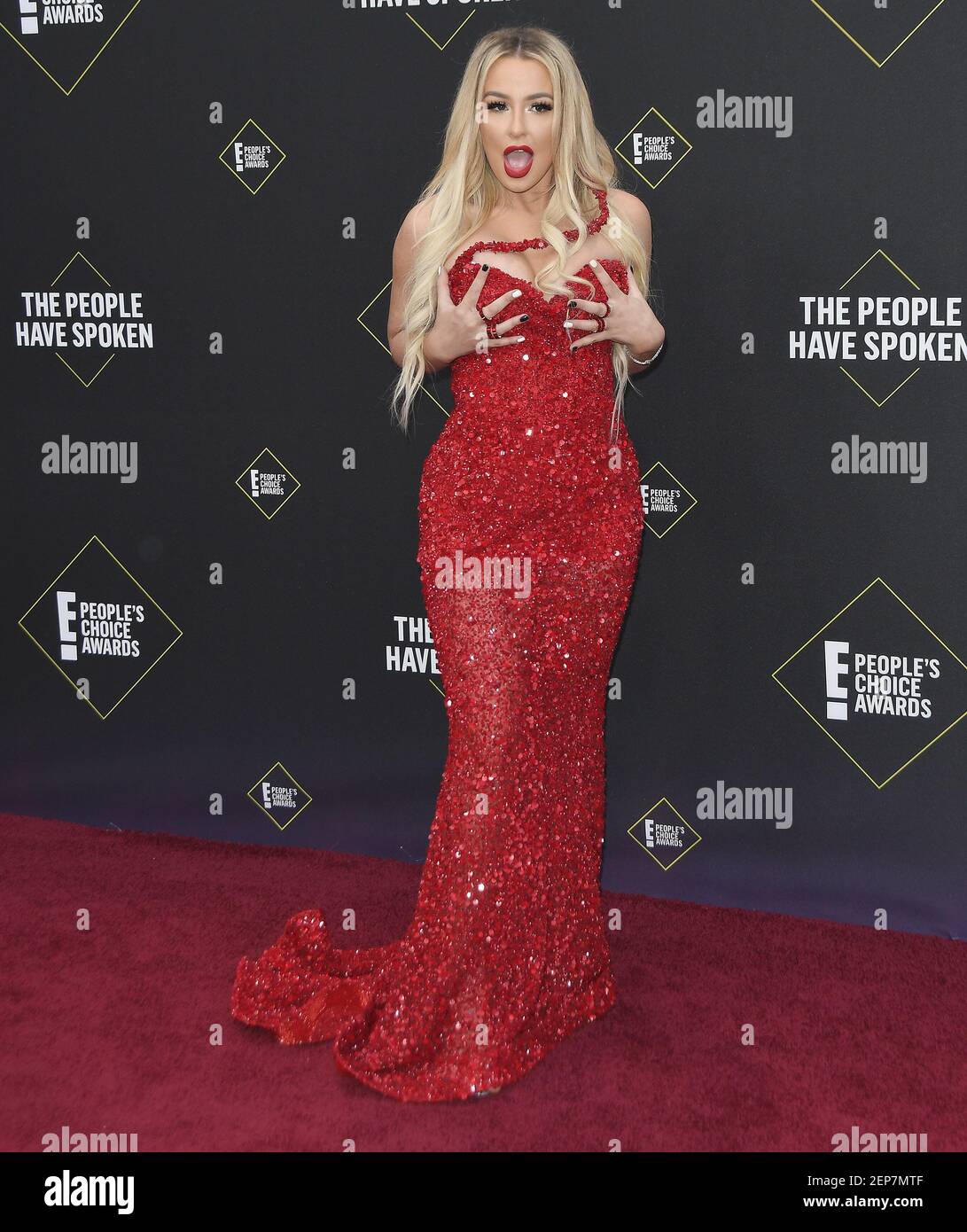 Tana Mongeau arrives at the 2019 E! People’s Choice Awards held at the