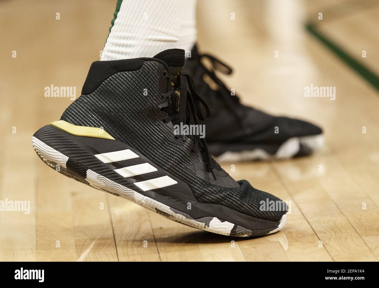 brook lopez shoes