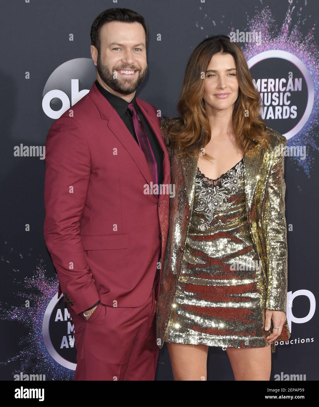 Taran Killam and Cobie Smulders arrives at the 2019 American Music Awards  held at the Microsoft Theater in Los Angeles, CA on Sunday, ?November 24,  2019. (Photo By Sthanlee B. Mirador/Sipa USA