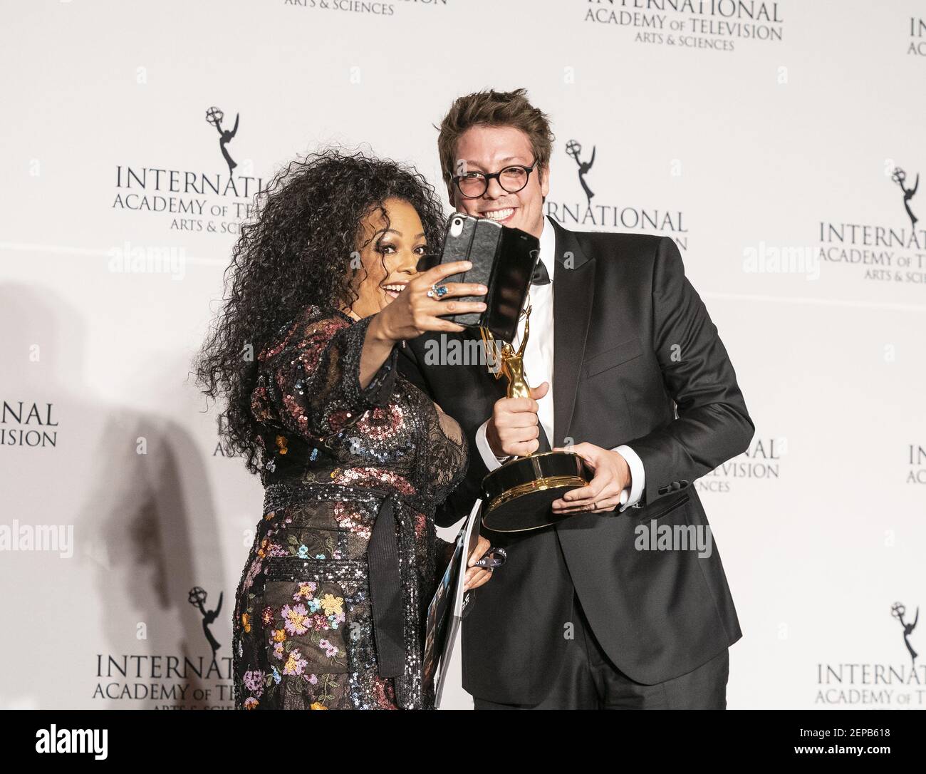 Kim Fields and Fabio Porchat of Especial de Natal Porta dos Fundos attends  47th International Emmy Awards at Hilton hotel (Photo by Lev Radin/Pacific  Press/Sipa USA Stock Photo - Alamy